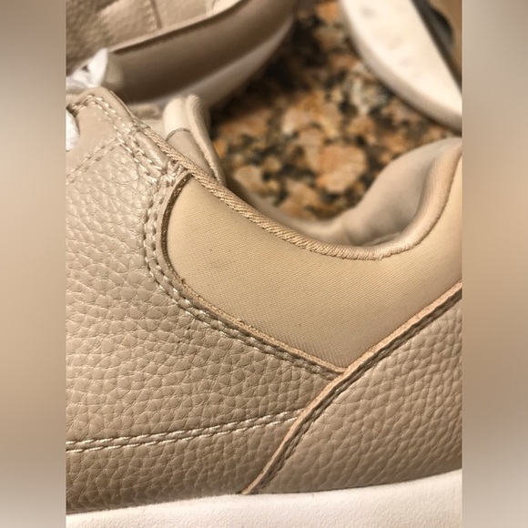 DKNY Nala Leather & Suede Tan/White Sneakers - Size 7M - Picture 15 of 15